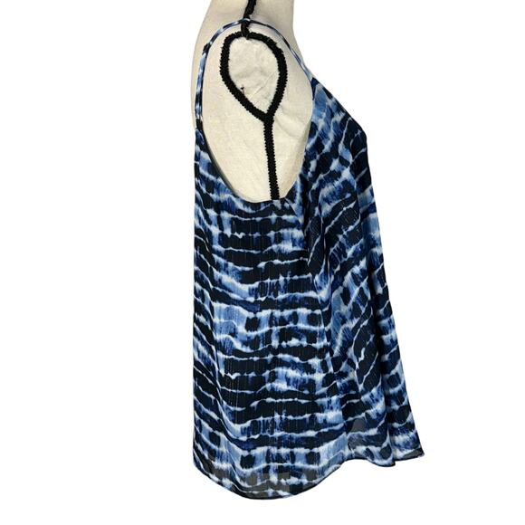 Torrid SZ 00 (Medium) Top Abstract Lined Spaghetti Straps V-Neck Flowy Blue - Picture 4 of 10